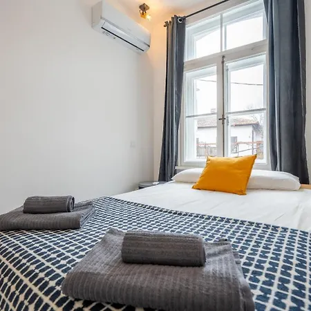 Tsarevets Dream | N 7even | Free Str. Parking